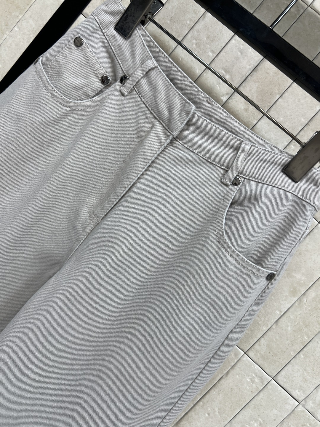 FD家 25秋冬新款 浮雕logo图案牛仔西系列 衬衫短款外套+腰带衬衫外套+直筒裤 极简设计活力感爆棚