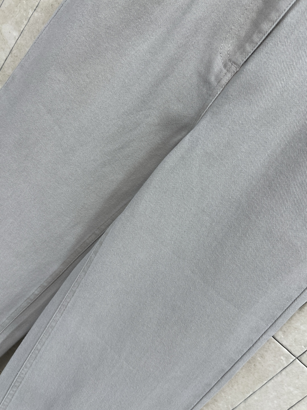 FD家 25秋冬新款 浮雕logo图案牛仔西系列 衬衫短款外套+腰带衬衫外套+直筒裤 极简设计活力感爆棚