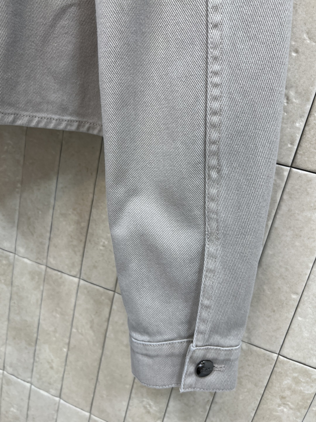 FD家 25秋冬新款 浮雕logo图案牛仔西系列 衬衫短款外套+腰带衬衫外套+直筒裤 极简设计活力感爆棚