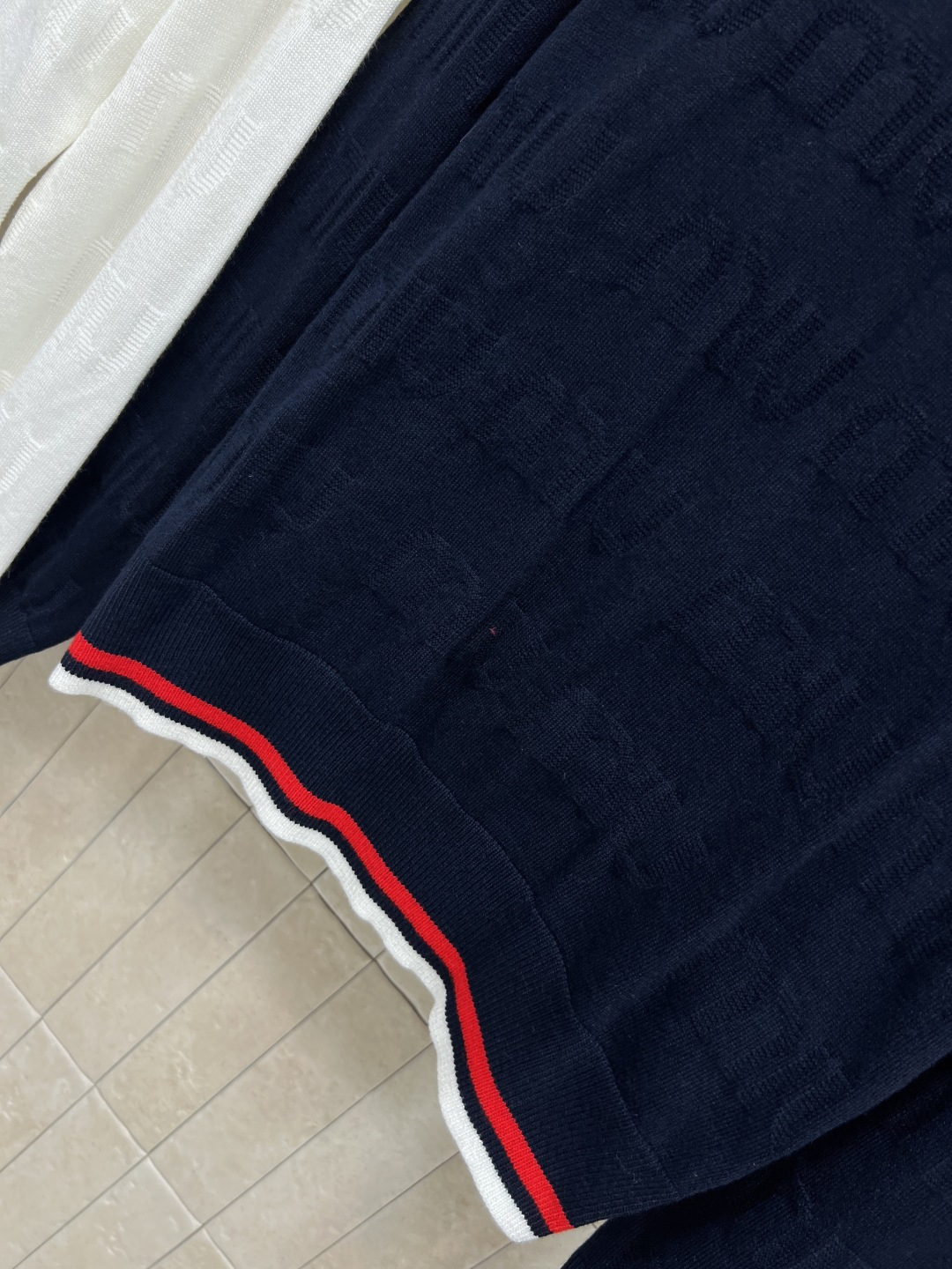 MIu家 25秋冬新款 logo提花针织系列 圆领套头长袖衫+V领长袖开衫 经典条纹拼接 满印logo提