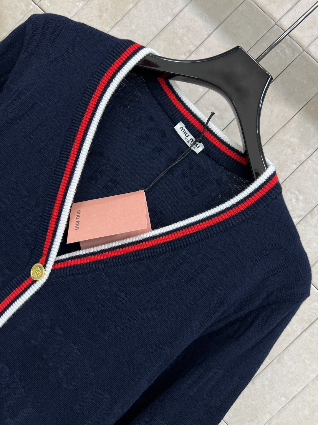 MIu家 25秋冬新款 logo提花针织系列 圆领套头长袖衫+V领长袖开衫 经典条纹拼接 满印logo提