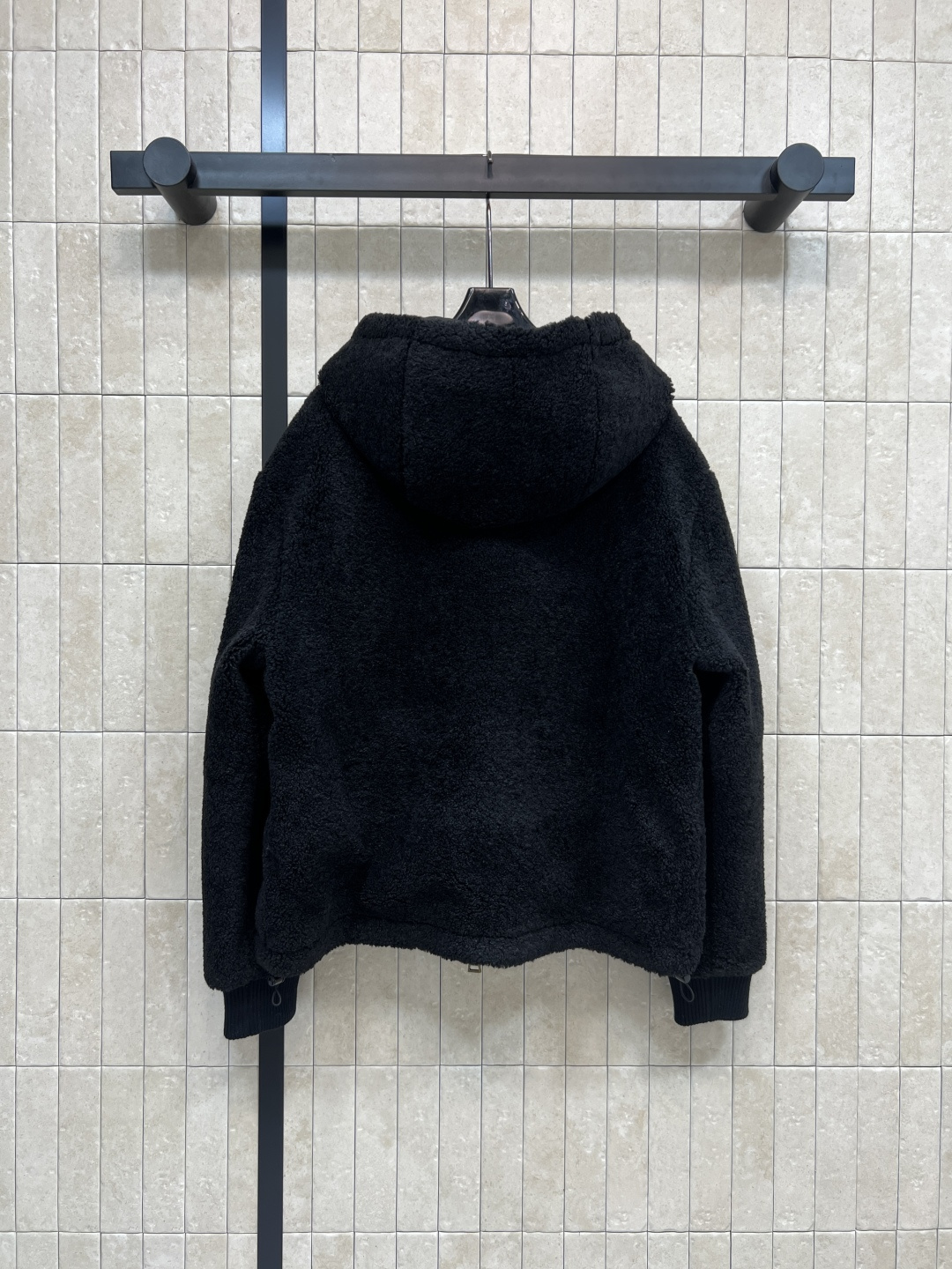 M家 25秋冬新款 双面穿泰迪绒连帽外套 一面纯色尼龙面料 另一面是软萌的颗粒绒泰迪绒 两个风格切换穿出