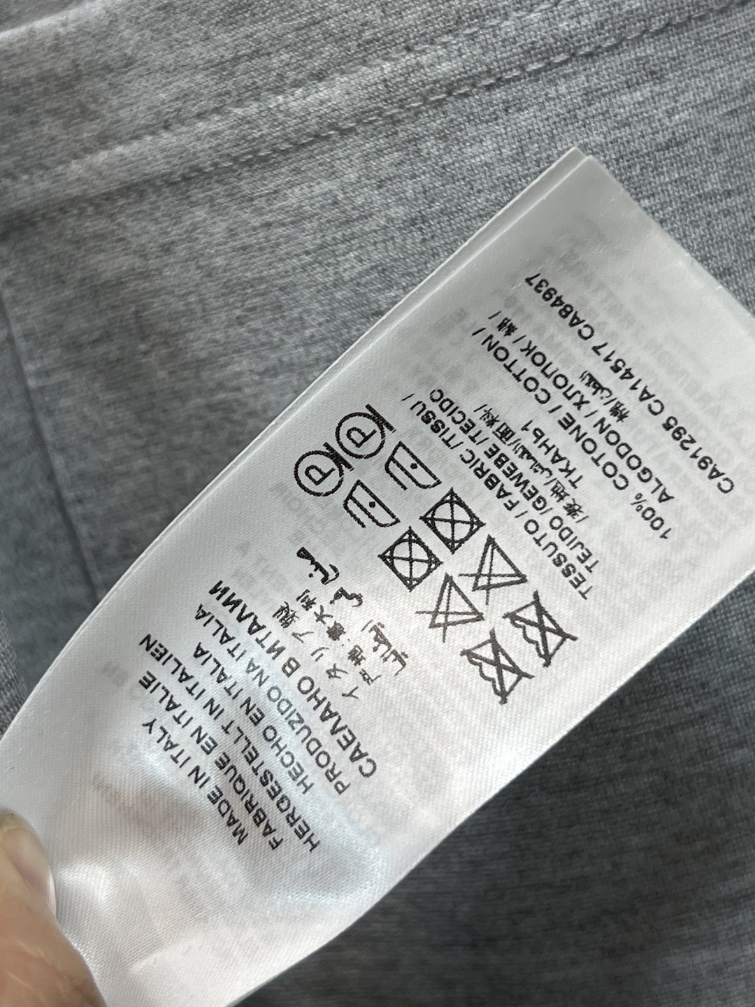 G家 25秋冬新款 双面穿连帽拉链外套+束脚卫裤 外套是双面穿 一面经典双G提花设计 另一面经典纯色设计