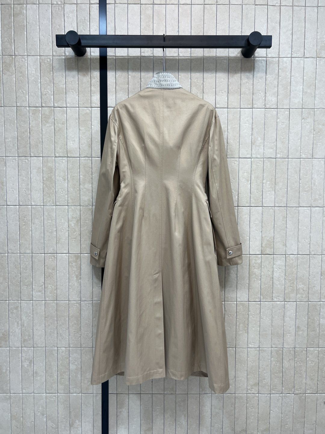 D家 25秋冬新款 一体式紧身胸衣长款风衣 可拆卸束身衣设计 温柔高级显气质 精选纯棉面料打造 力挺有型