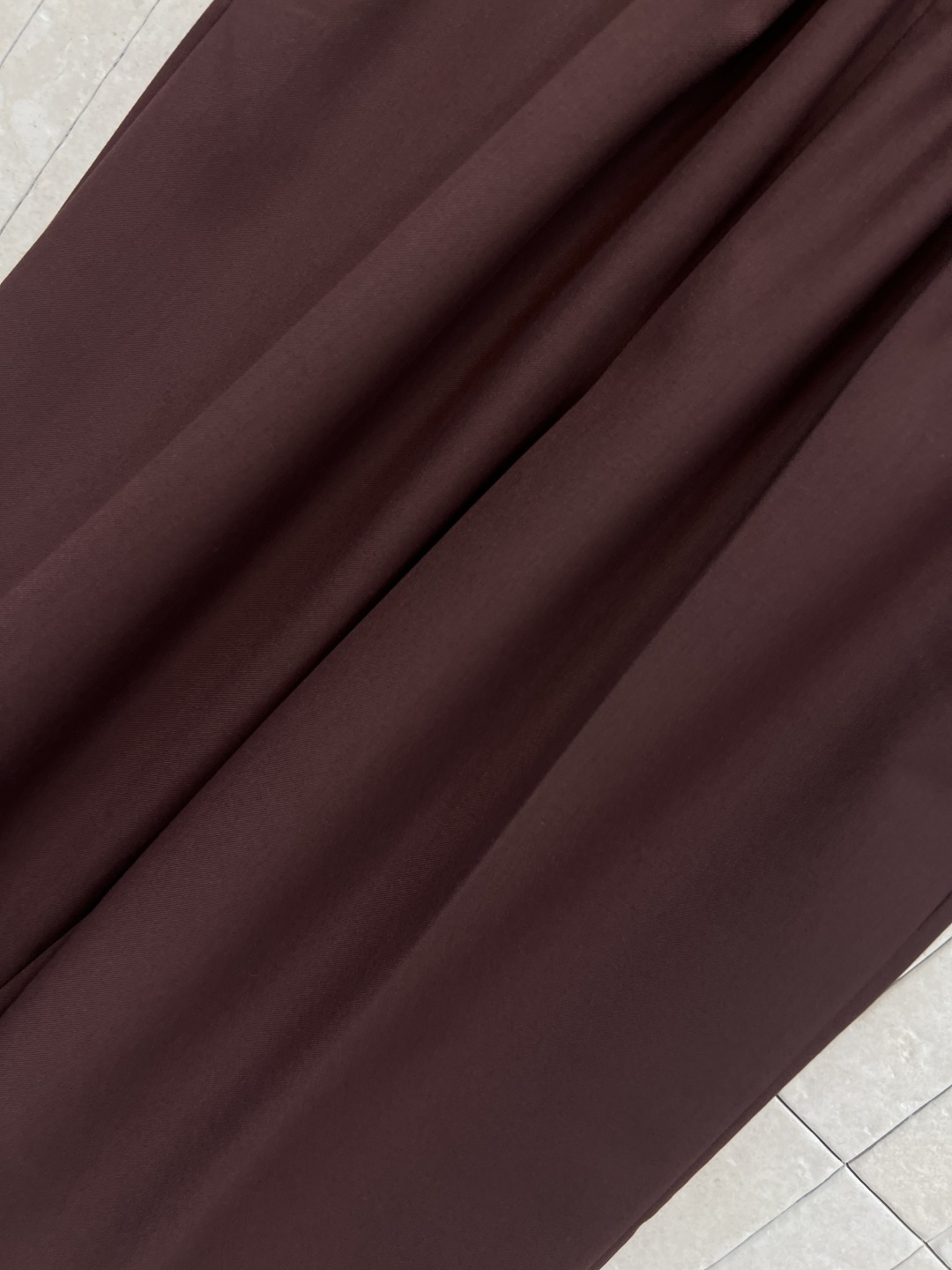 LW家 25秋冬新款 褶皱皮扣九裤阔腿西裤 可以日常通勤的一款西裤 高腰褶皱皮带装饰很有设计感 立体有形