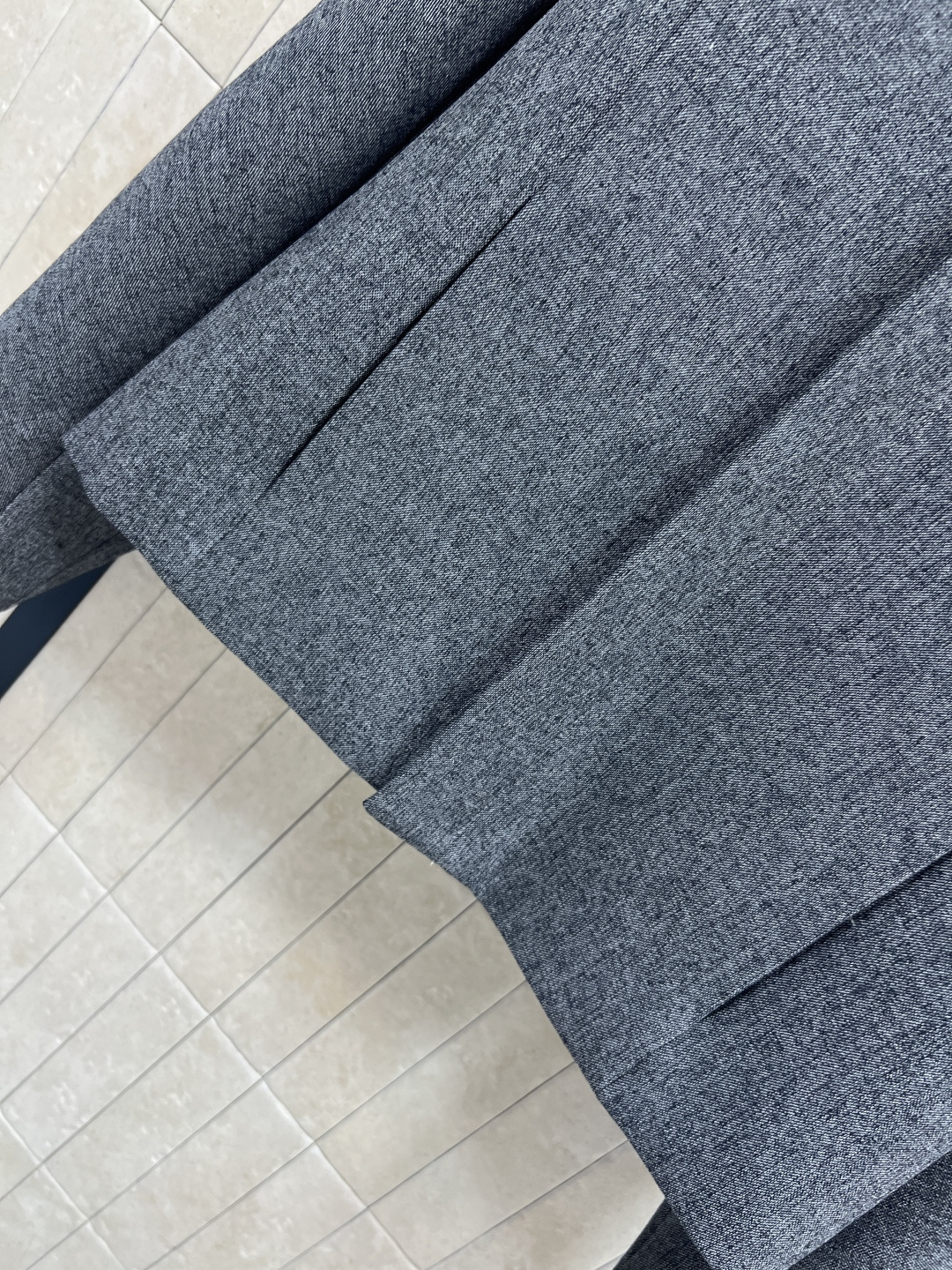 D家 25秋冬新款 立领胸针外套 小立领元气满满 超级减龄精致 立体剪裁版型 显瘦又百搭 日常搭配可盐可