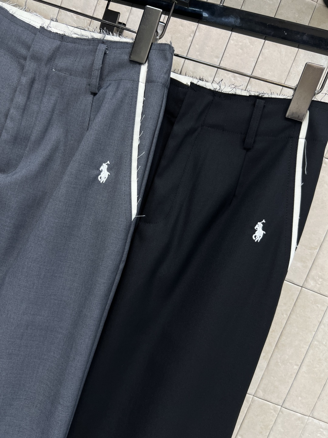 B家 25秋冬新款 骑士刺绣西装长裤 上身立马营造胸一下全是腿的感觉 无敌巨巨巨显瘦 垂感简直棒极了 搭