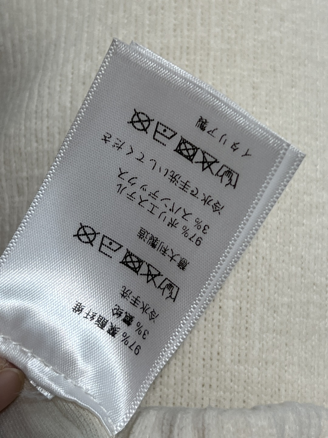 AW家 25秋冬新款 logo刺绣灯芯绒弯刀休闲裤 日常搭配休闲裤 松紧腰设计 阔腿弯刀裤型 上身藏肉又