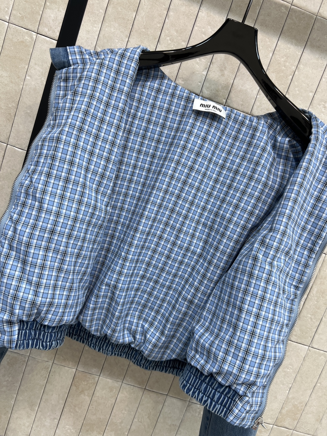 MIu家 25秋冬新款 连帽牛仔夹克外套 高街时髦炸街神器 连帽宽松版型 里面复古格纹内衬高级风 时髦精