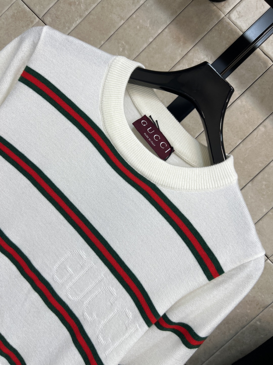 G家 25秋冬新款 条纹针织套头圆领长袖衫 定位提花logo点缀 经典红绿织带设计 上身减龄又百搭显瘦小