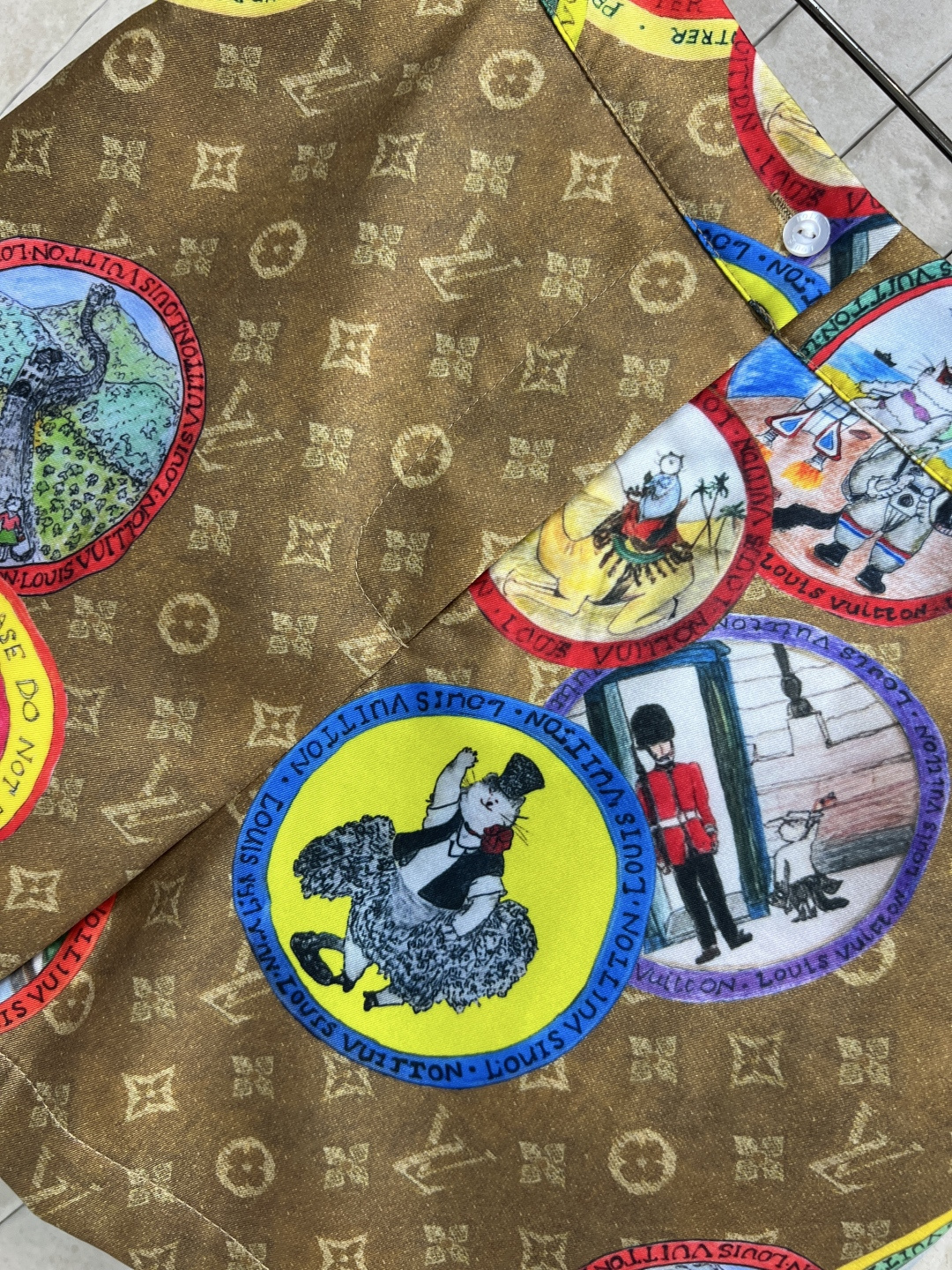 L家 25秋冬新款 猫咪联名限定 邮票老花高腰短裤 定制邮票老花面料 上身一秒气质 自带氛围感 运动休闲