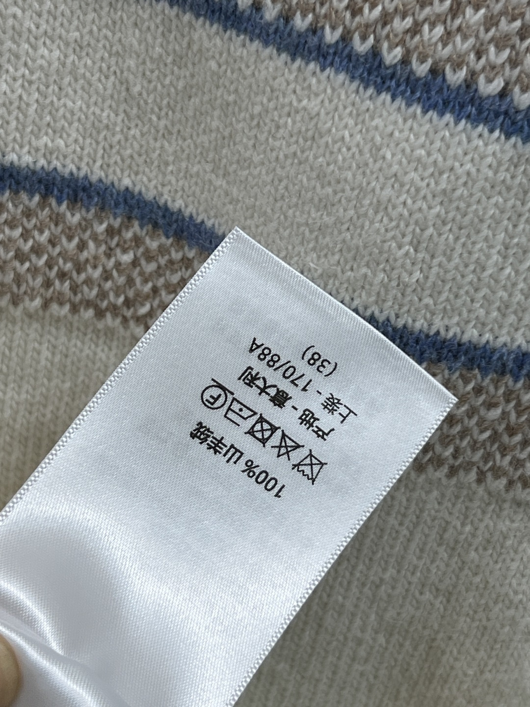 D家 25秋冬新款 星星提花大翻领针织毛衣 YB定染纱线 不是看图做货版本 定位字母+五角星星撞色提花图