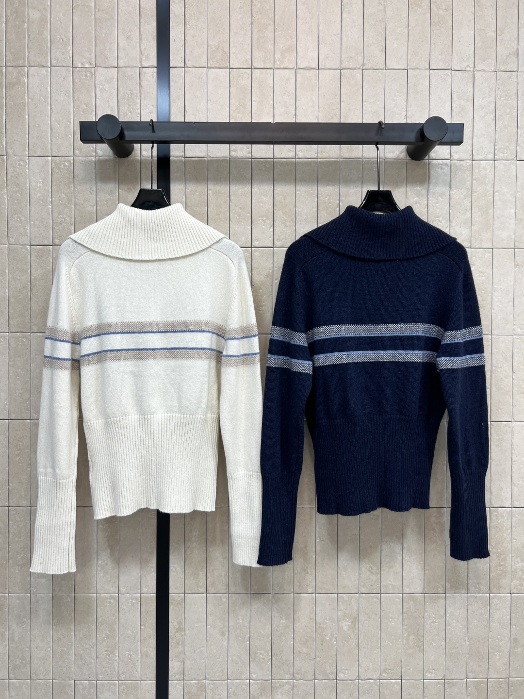 D家 25秋冬新款 星星提花大翻领针织毛衣 YB定染纱线 不是看图做货版本 定位字母+五角星星撞色提花图