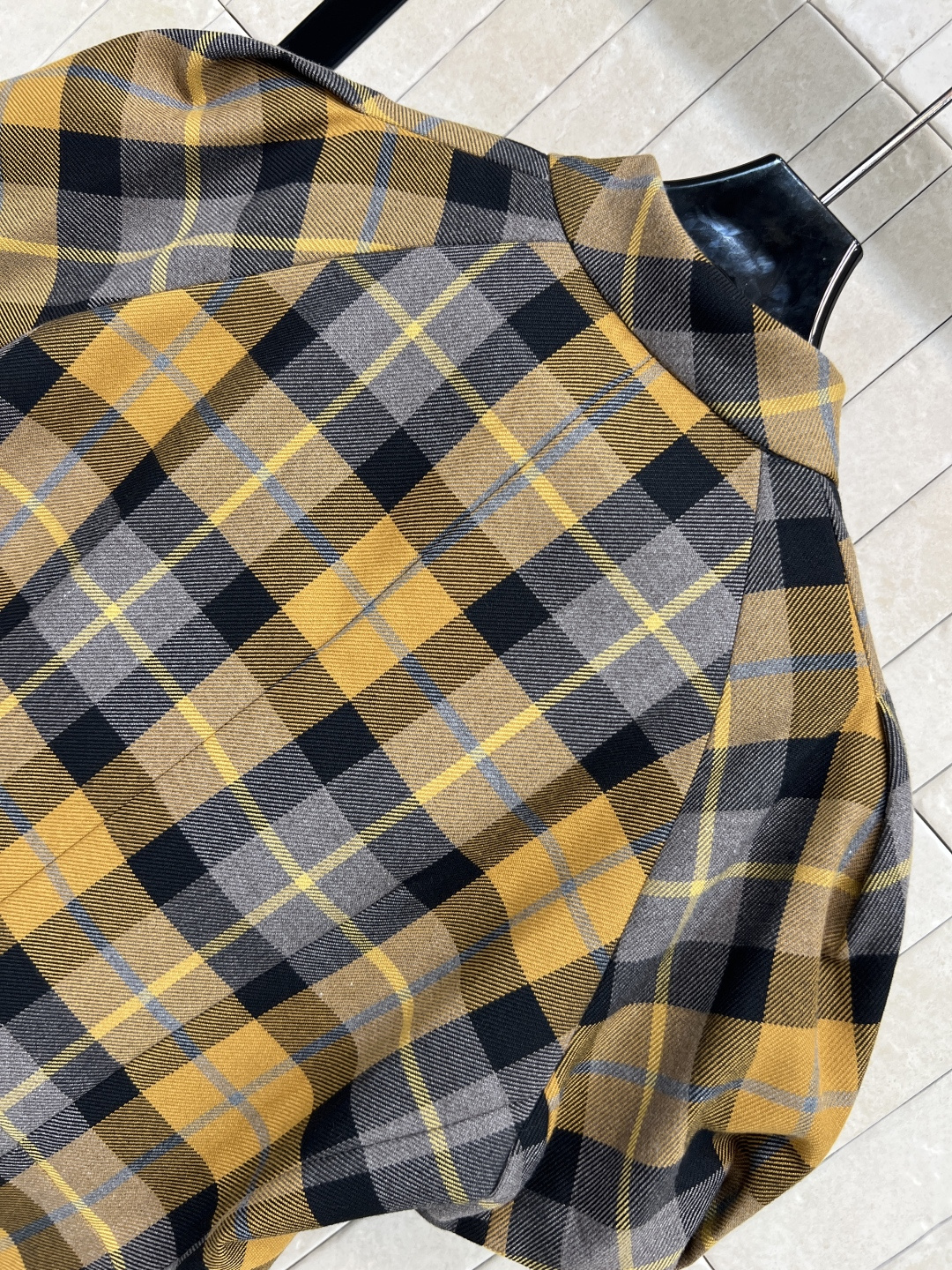 D家 25秋冬新款 复古格纹毛呢系列 泡泡袖小外套+西装外套+一片式百褶短裙+一片式百褶半身裙+吊带连衣