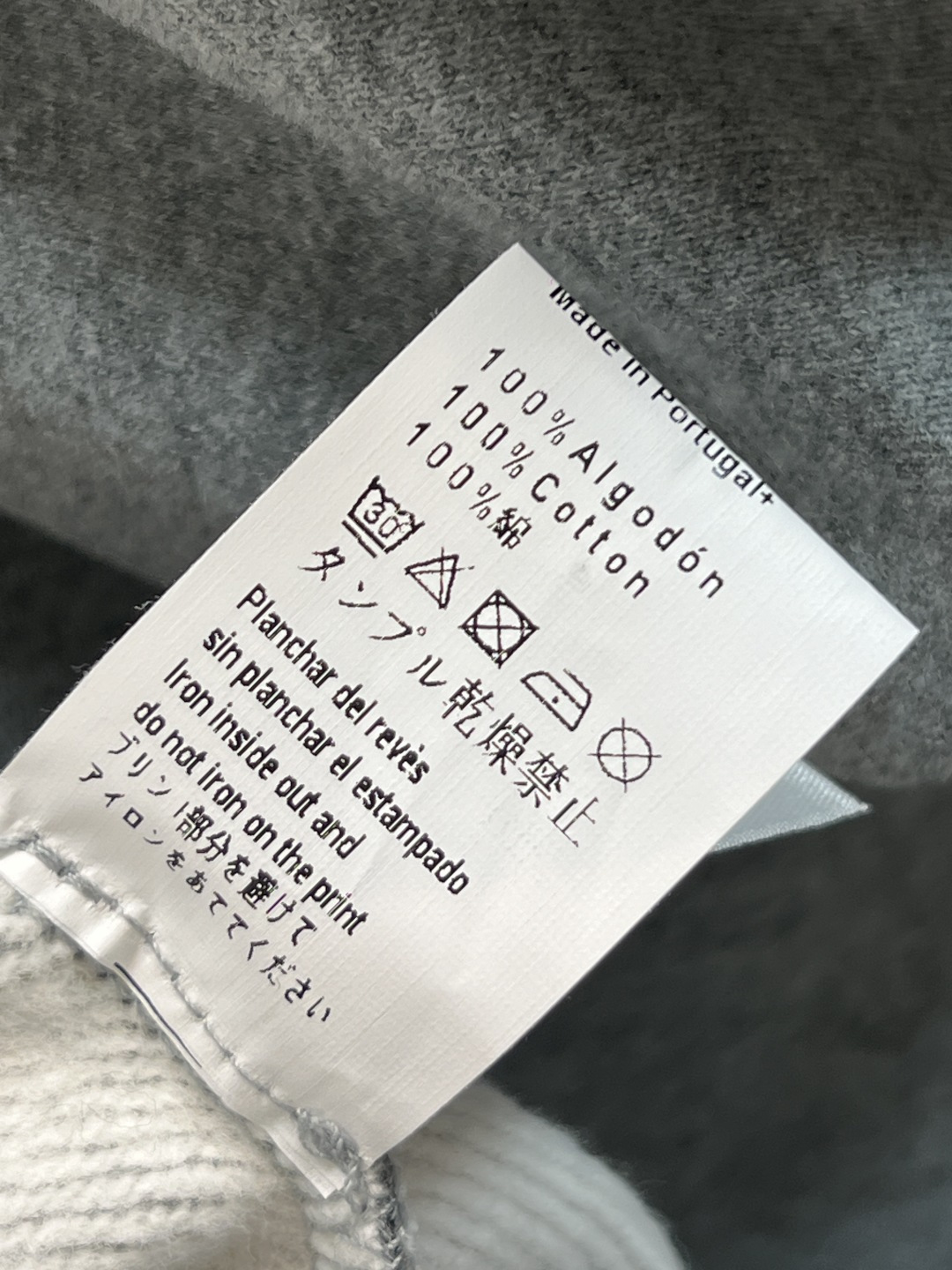 LW家 25秋冬新款 连帽卫衣外套 版型宽松百搭不挑人 彰显减龄青春活力气息 定制Logo拉链设计 胸前