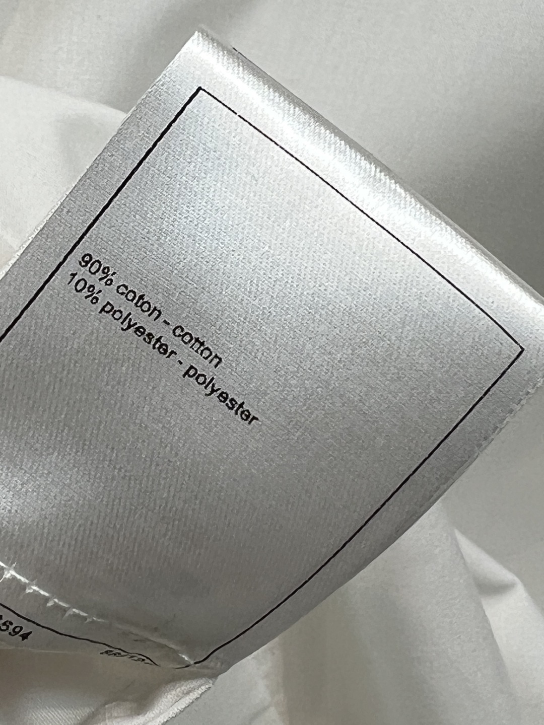 小香家 25秋冬新款 圆领衬衫 时髦到炸的衬衫 实物太好看了 很显气质 口袋字母设计 宽松的剪裁 不管是