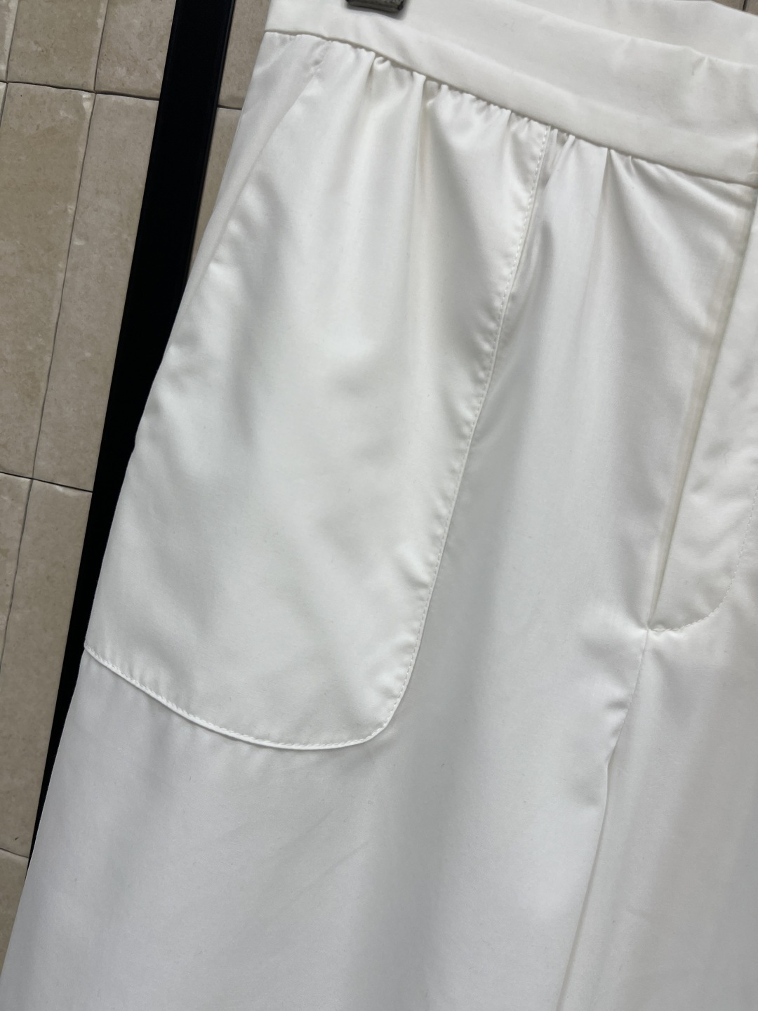 小香家 25秋冬新款 高腰阔腿休闲裤 时髦精必备单品 高腰直筒阔腿裤型 上身不贴肉 舒适感超级好 搭配同