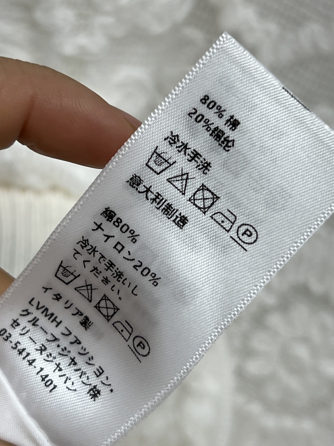 CE家 25秋冬新款 蕾丝连帽外套 经典基础版型百搭不挑人 高级有质感的面料 软糯舒适 上身就是满满的气