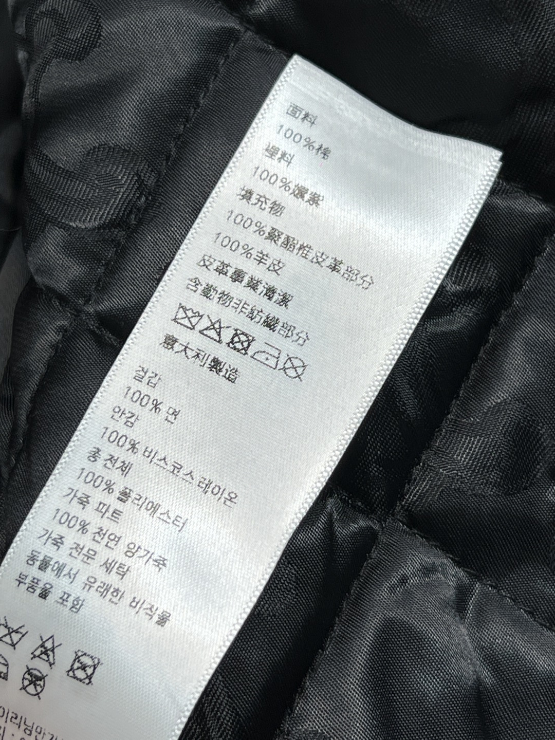 CE家 25秋冬新款 连帽凯旋门刺绣棉服外套 连帽版型上身洋气减龄 宽松廓形百搭不挑人以从容姿态应对天气