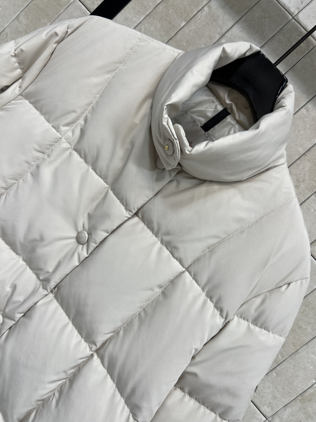 M家 25秋冬新款 立领羽绒面包服 立体剪裁 充绒量和回弹度都超赞 蓬松不压身 国标90绒填充 保暖实穿