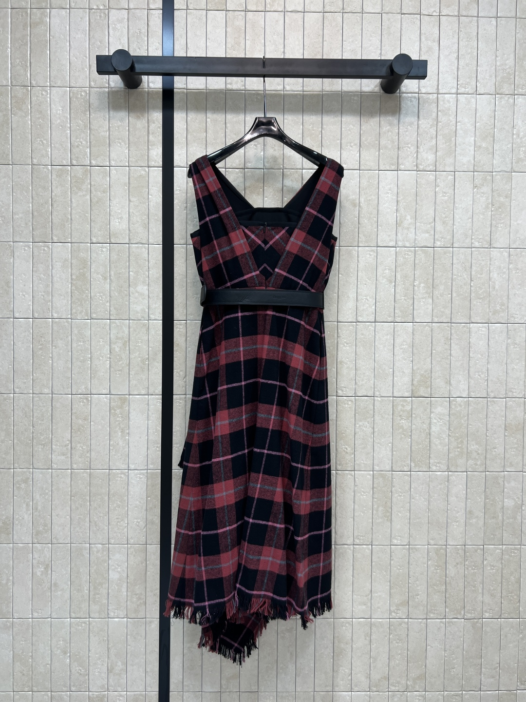 D家 25秋冬新款 复古格纹毛呢系列 泡泡袖小外套+西装外套+一片式百褶短裙+半身裙+短袖连衣裙+吊带连