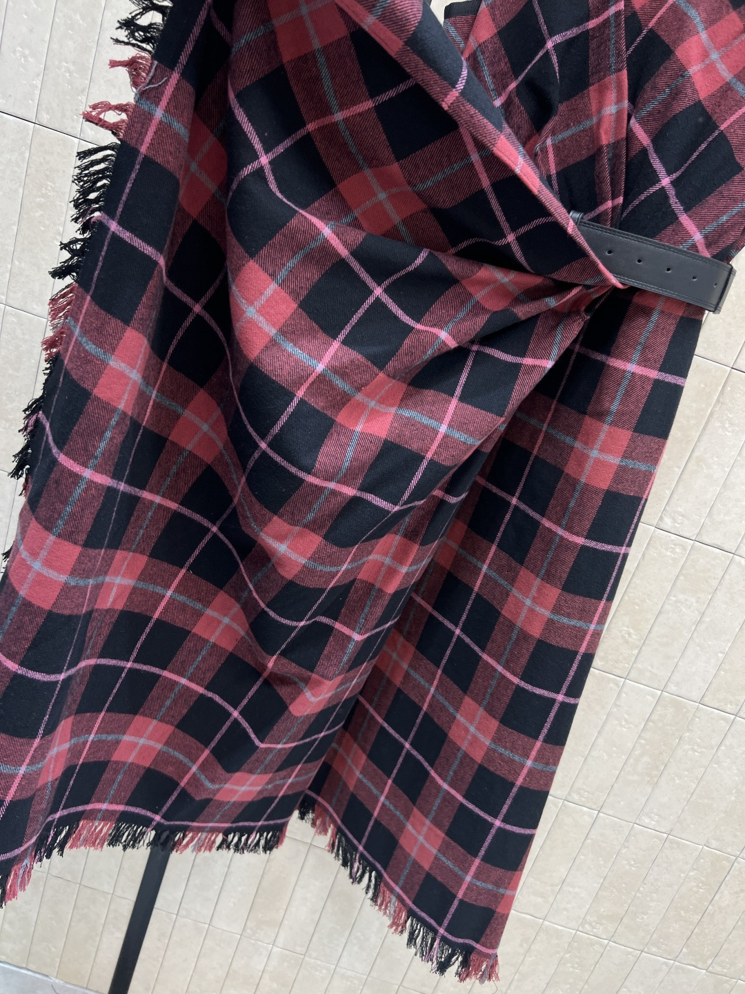 D家 25秋冬新款 复古格纹毛呢系列 泡泡袖小外套+西装外套+一片式百褶短裙+半身裙+短袖连衣裙+吊带连