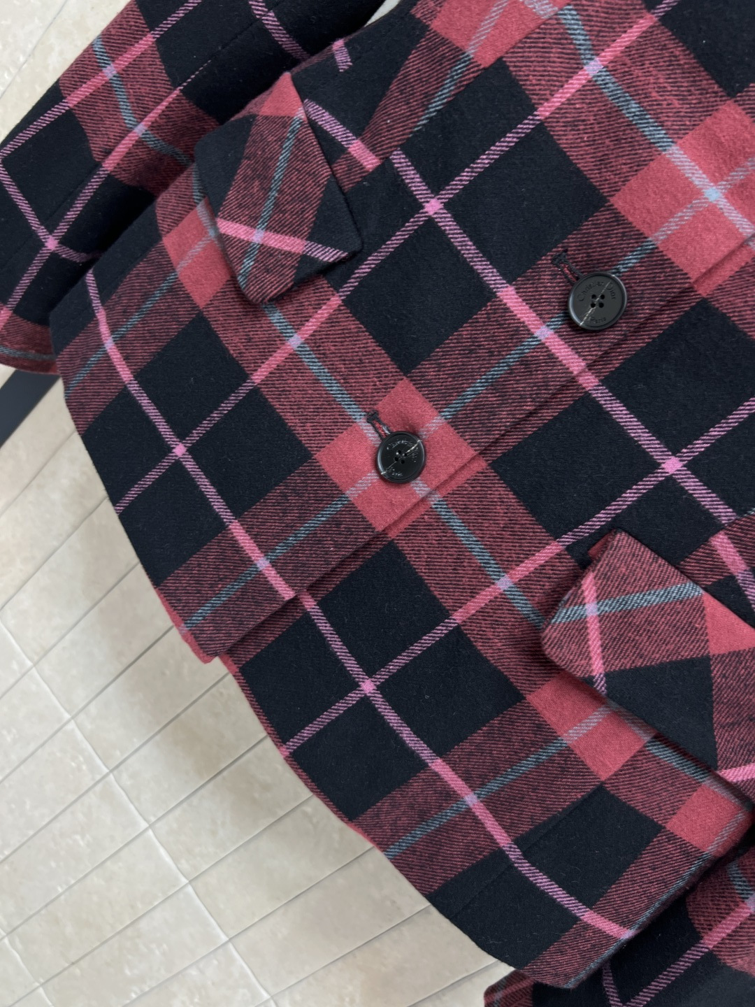 D家 25秋冬新款 复古格纹毛呢系列 泡泡袖小外套+西装外套+一片式百褶短裙+半身裙+短袖连衣裙+吊带连