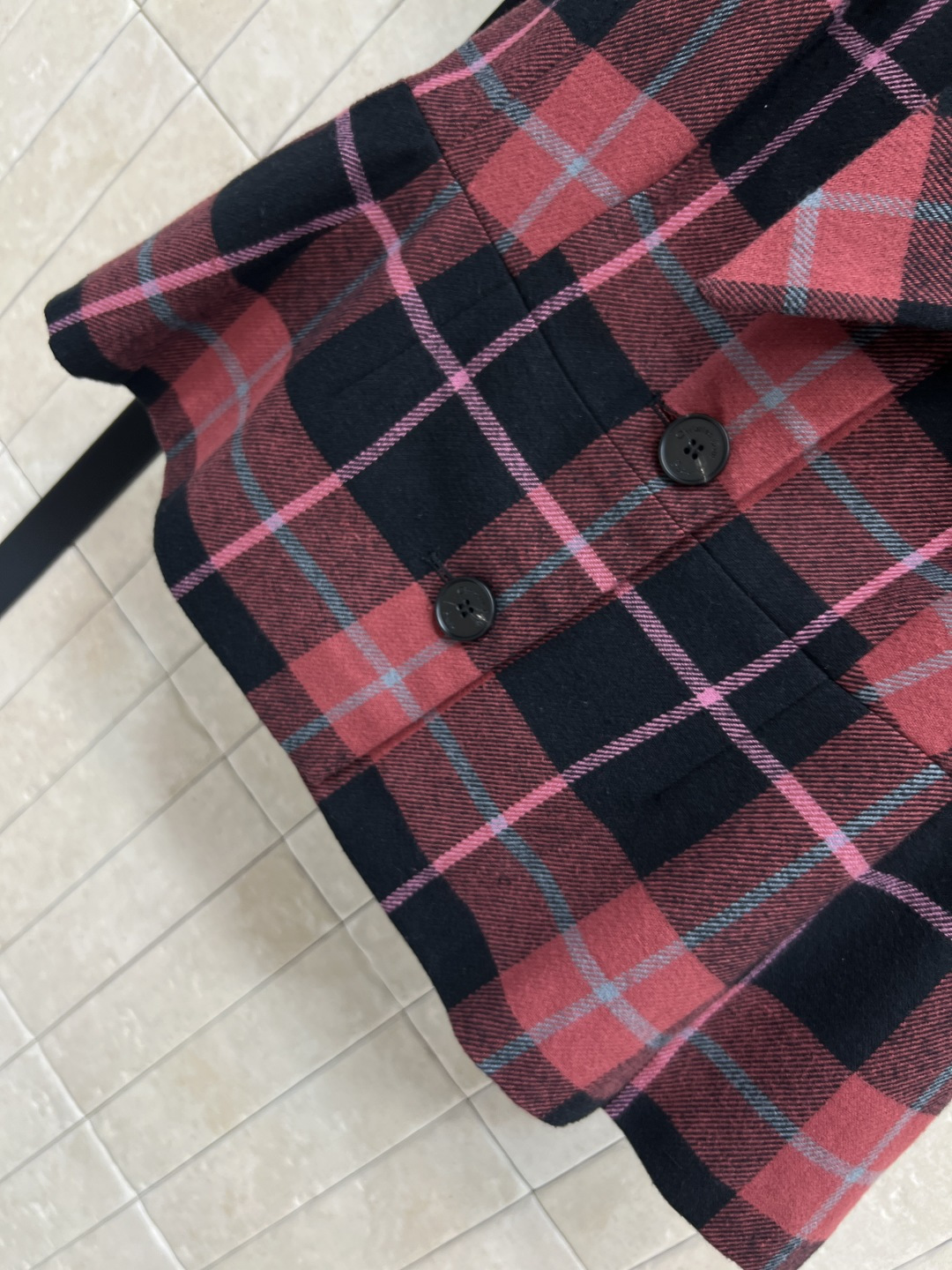 D家 25秋冬新款 复古格纹毛呢系列 泡泡袖小外套+西装外套+一片式百褶短裙+半身裙+短袖连衣裙+吊带连