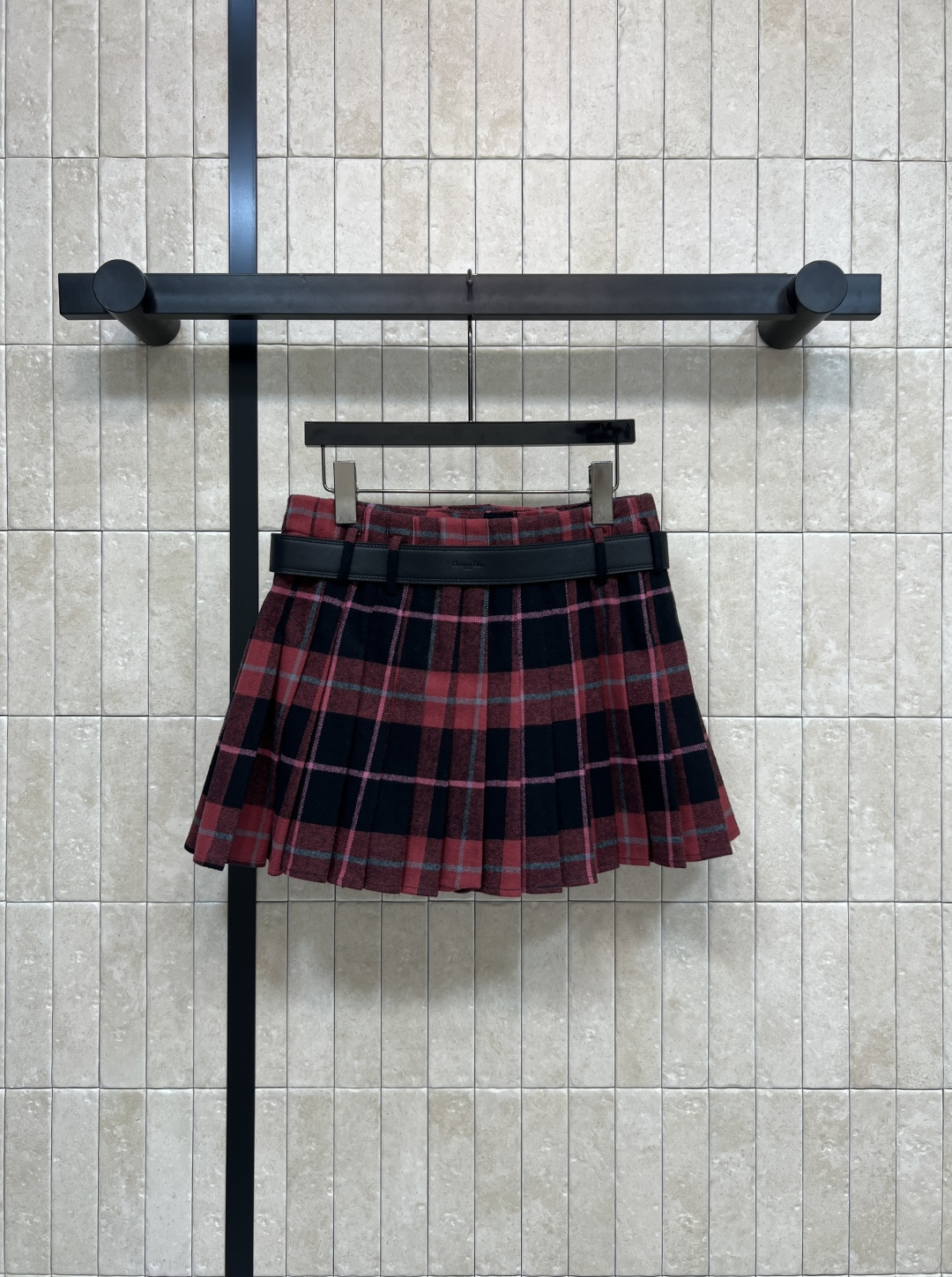 D家 25秋冬新款 复古格纹毛呢系列 泡泡袖小外套+西装外套+一片式百褶短裙+半身裙+短袖连衣裙+吊带连