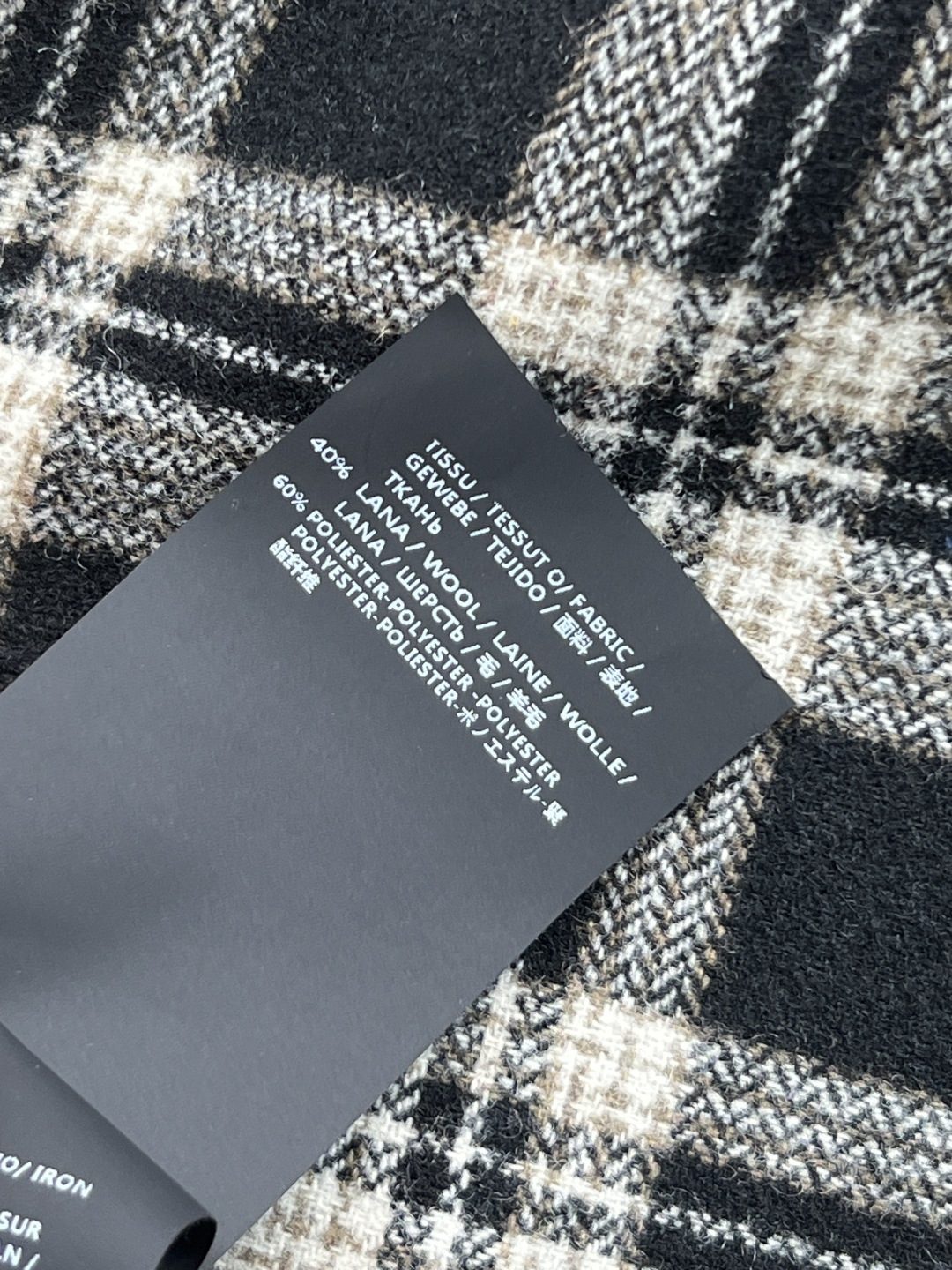 25秋冬新款 格纹毛呢立领腰带装饰外套 气质立领H版型 斜边排扣设计 打造英伦风减龄气质少女风 上身超级