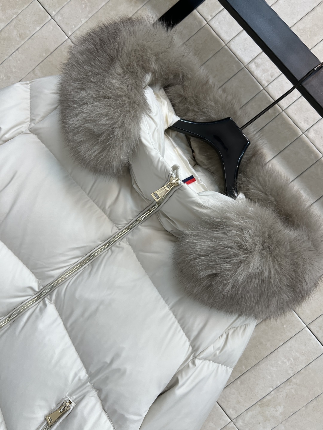 M家 25秋冬新款 连帽面包羽绒服 进口机器衍缝工艺 羽绒饱满柔软不压身 宽松A字廓形版型 掩盖瑕疵绝绝