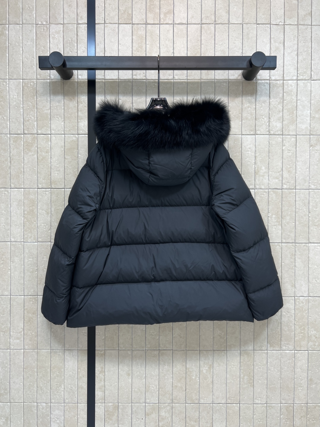 M家 25秋冬新款 连帽面包羽绒服 进口机器衍缝工艺 羽绒饱满柔软不压身 宽松A字廓形版型 掩盖瑕疵绝绝