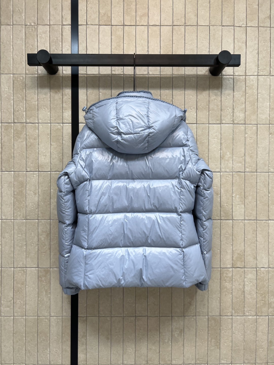 M家 25秋冬新款 编织饰边连帽羽绒服 可拆卸连帽立领面包版型 上身轻松拉长视觉比例 无敌显瘦显高 对于