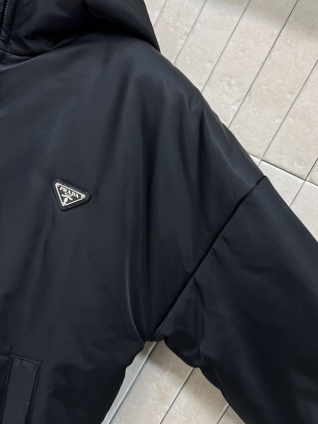 PD家 25秋冬新款 三角标连帽棉服 不挑身材的极简棉服 保暖又不臃肿 上身氧气感满满 保暖性up 衣服