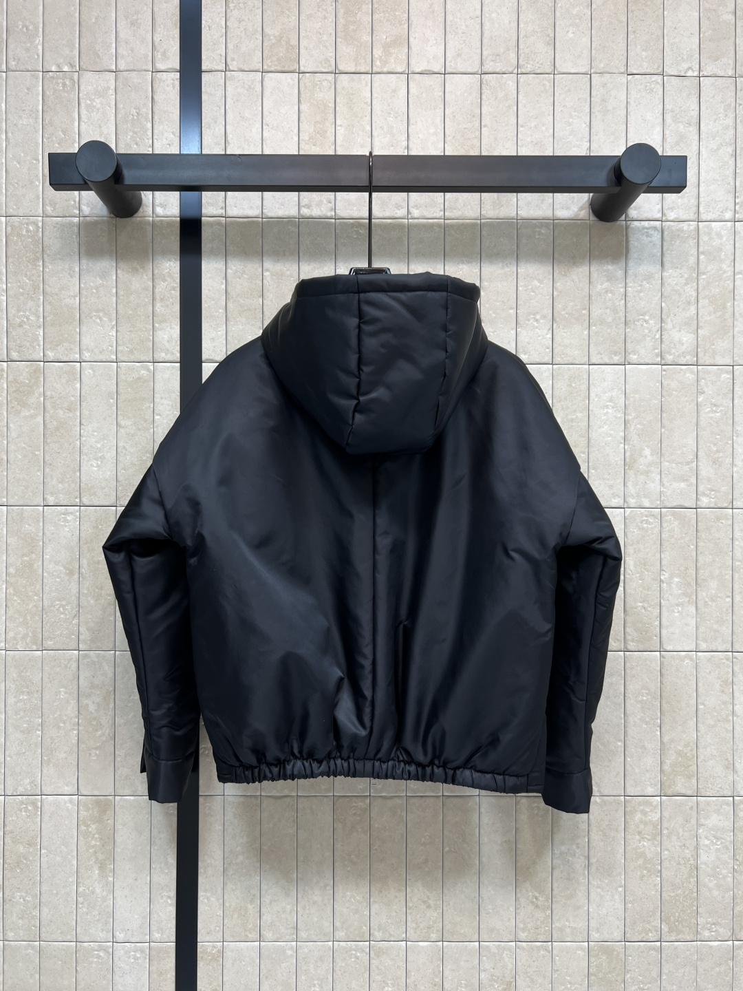 PD家 25秋冬新款 三角标连帽棉服 不挑身材的极简棉服 保暖又不臃肿 上身氧气感满满 保暖性up 衣服