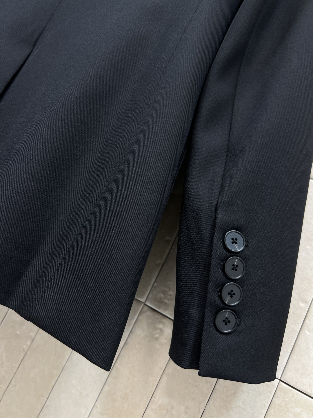 TB家 25秋冬新款 翻领西装外套 YB定制的经典彩条元素里衬 翻领立体修身剪裁版型 自带减龄的学院风少