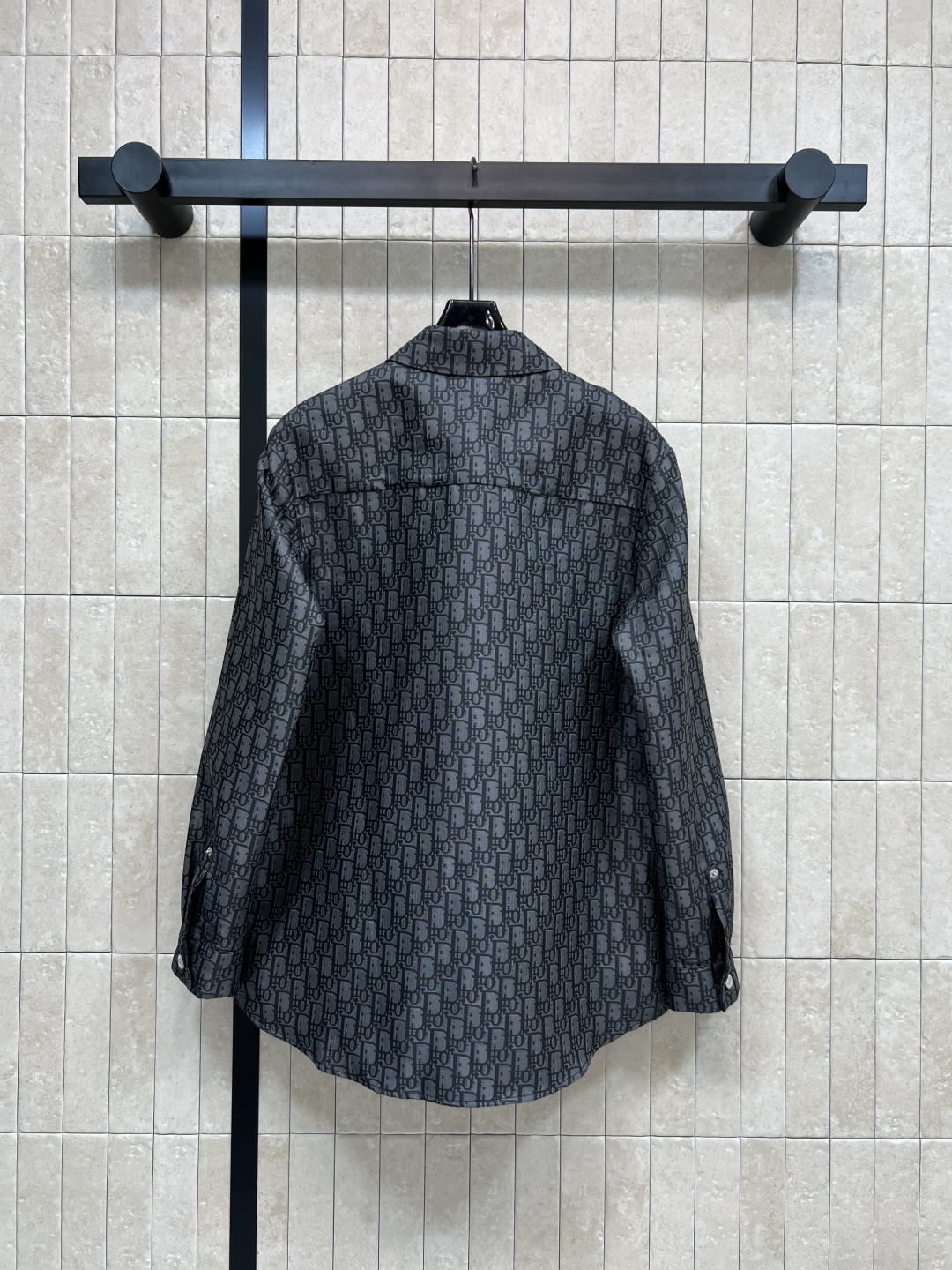 D家 25秋冬新款 D字母提花衬衫外套 经典又大气时髦 满印D字母提花面料 彰显品牌魅力 喜欢老花的一定