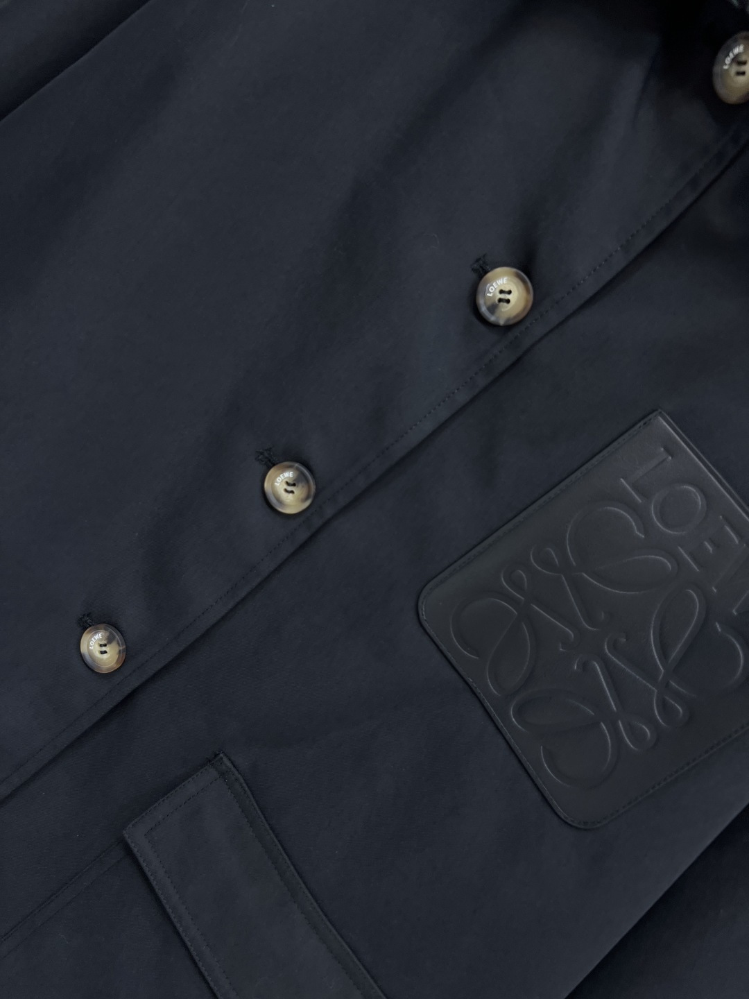 LW家 25秋冬新款 鹿皮绒翻领拼接夹克外套 鹿皮绒+复古格纹拼接翻领/袖口设计 经典宽松夹克版型干练帅