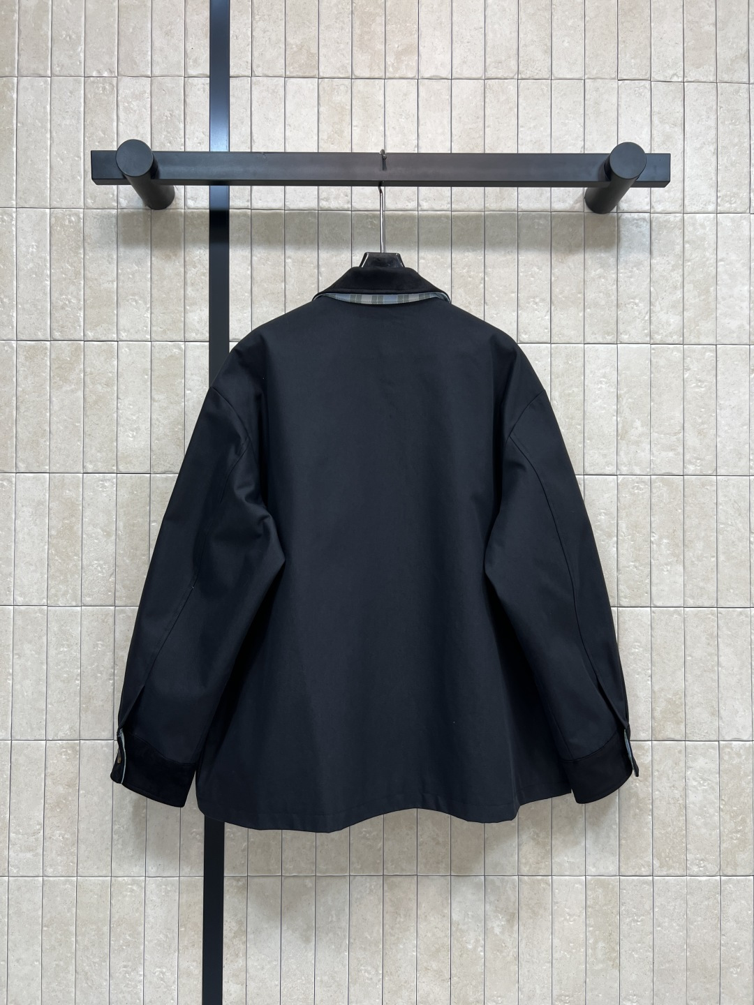 LW家 25秋冬新款 鹿皮绒翻领拼接夹克外套 鹿皮绒+复古格纹拼接翻领/袖口设计 经典宽松夹克版型干练帅