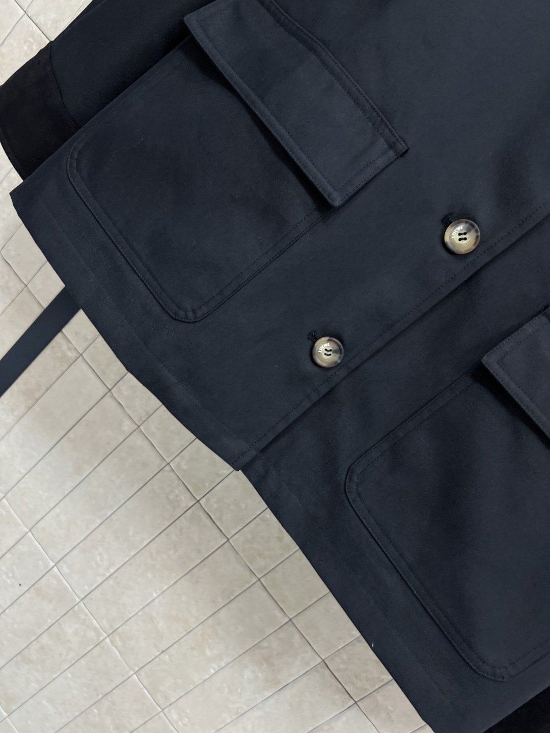 LW家 25秋冬新款 鹿皮绒翻领拼接夹克外套 鹿皮绒+复古格纹拼接翻领/袖口设计 经典宽松夹克版型干练帅