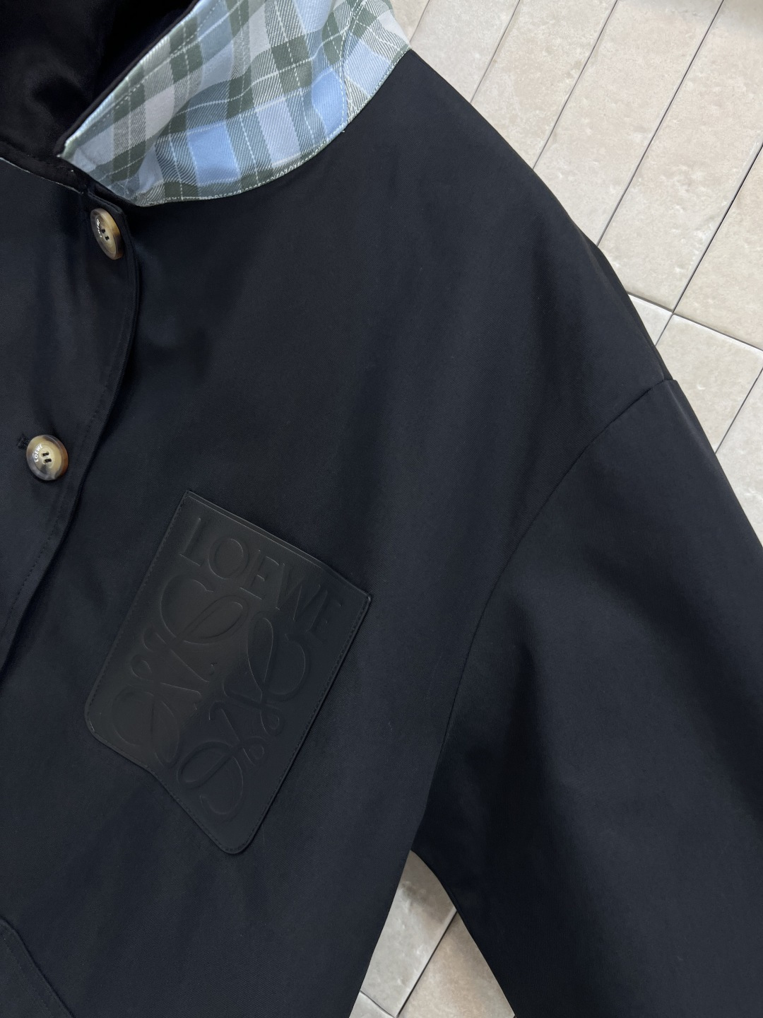 LW家 25秋冬新款 鹿皮绒翻领拼接夹克外套 鹿皮绒+复古格纹拼接翻领/袖口设计 经典宽松夹克版型干练帅