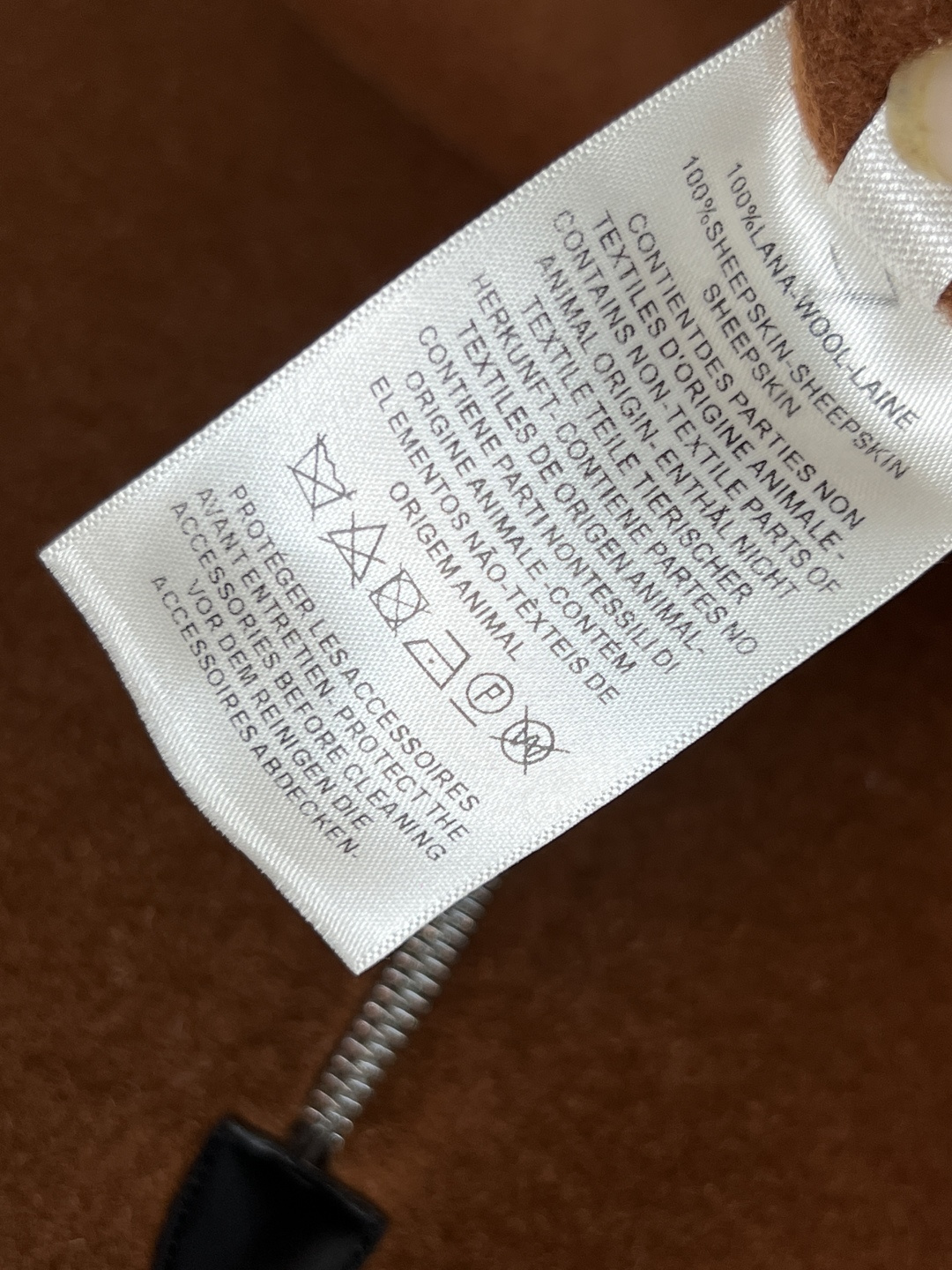 H家 25秋冬新款 深棕色双面呢羊毛大衣外套 经典四口袋羊毛长款大衣外套 颜色是很高级的深棕色 版型超级