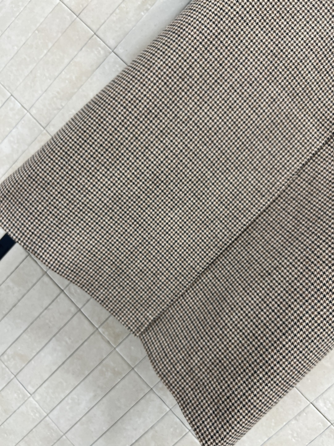 MIu家 25秋冬新款 双面单排扣排扣风衣外套 一面格纹毛呢面料 一面浅灰色风衣面料 经典廓形感风衣外套