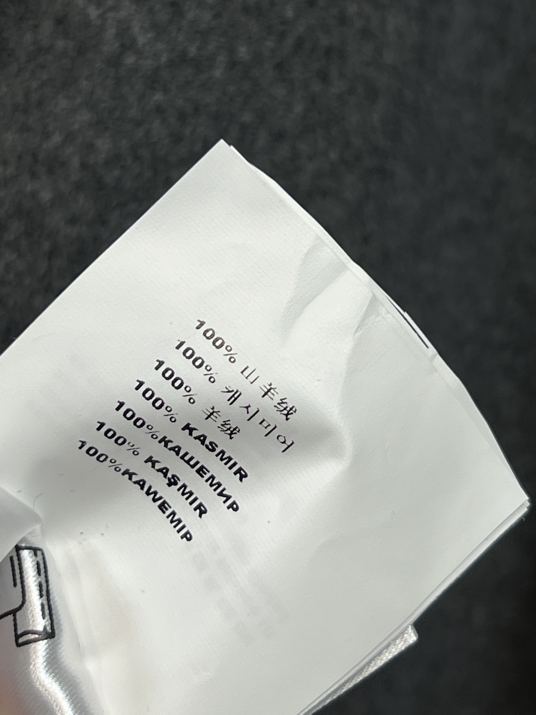 PD家 25秋冬新款 翻领双面羊毛外套 采用羊绒混纺羊毛材质精心制作 提升精气神 小翻领修饰脖颈 凸显简