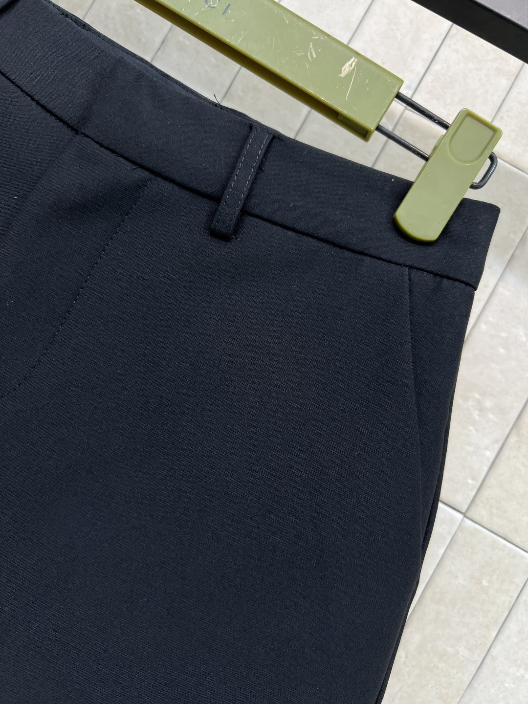 G家 25秋冬新款 翻领收腰西装外套+高腰西装短裤 一套搭配满分的气质感 不管是逛街聚会或者OL上班族 