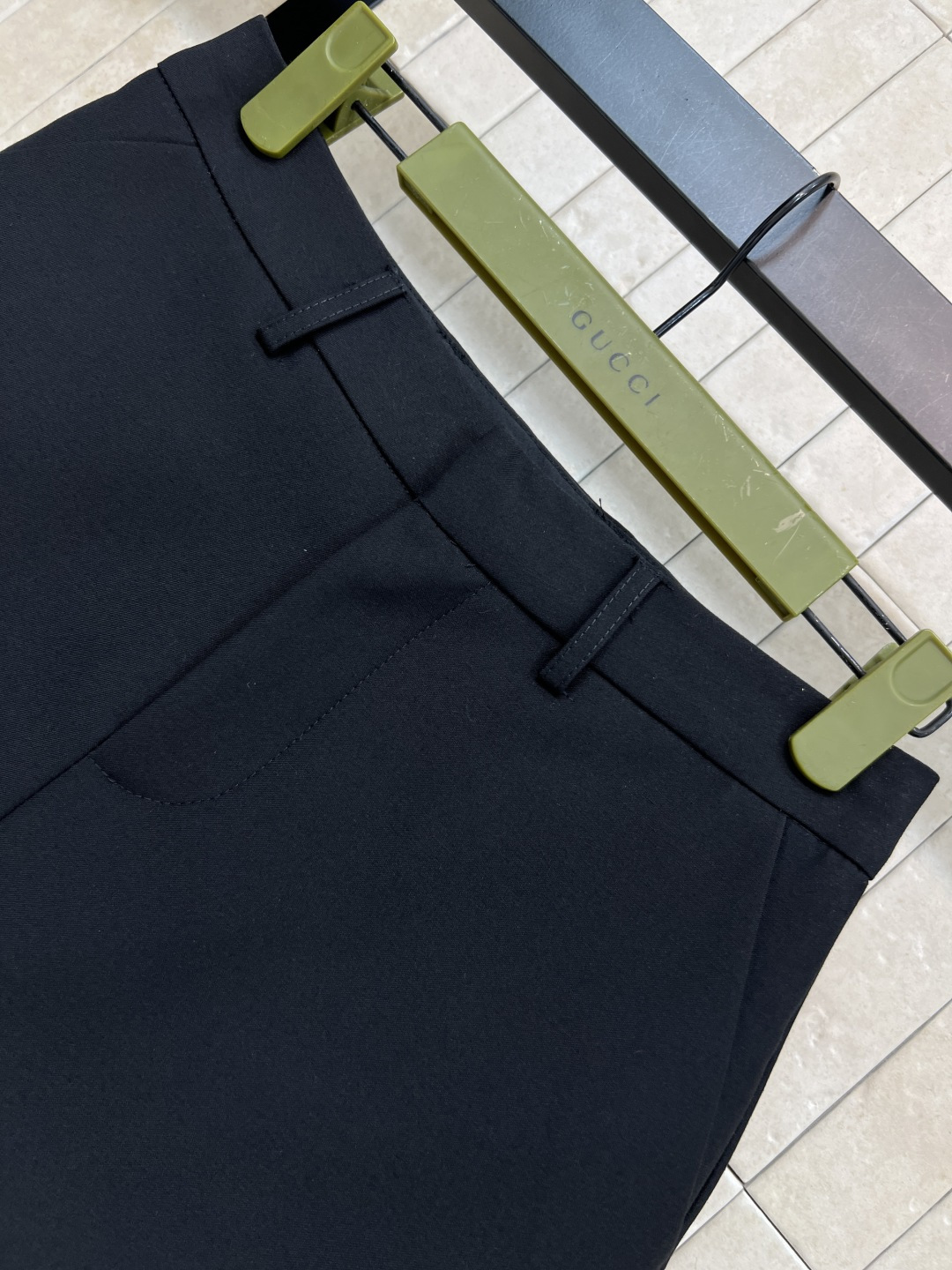 G家 25秋冬新款 翻领收腰西装外套+高腰西装短裤 一套搭配满分的气质感 不管是逛街聚会或者OL上班族 