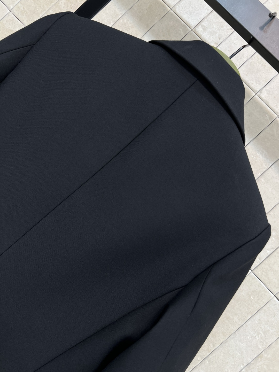 G家 25秋冬新款 翻领收腰西装外套+高腰西装短裤 一套搭配满分的气质感 不管是逛街聚会或者OL上班族 