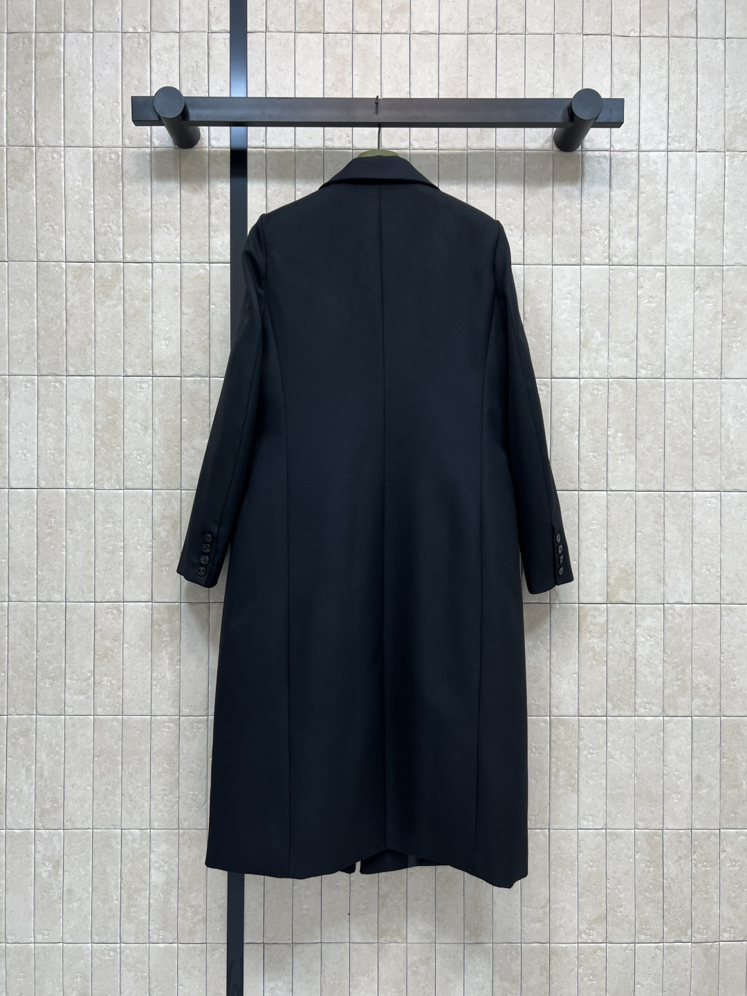 G家 25秋冬新款 黑色直筒长款西装大衣 这款长款西装上身超级显气质 经典百搭的黑色超级适合秋天 上身很