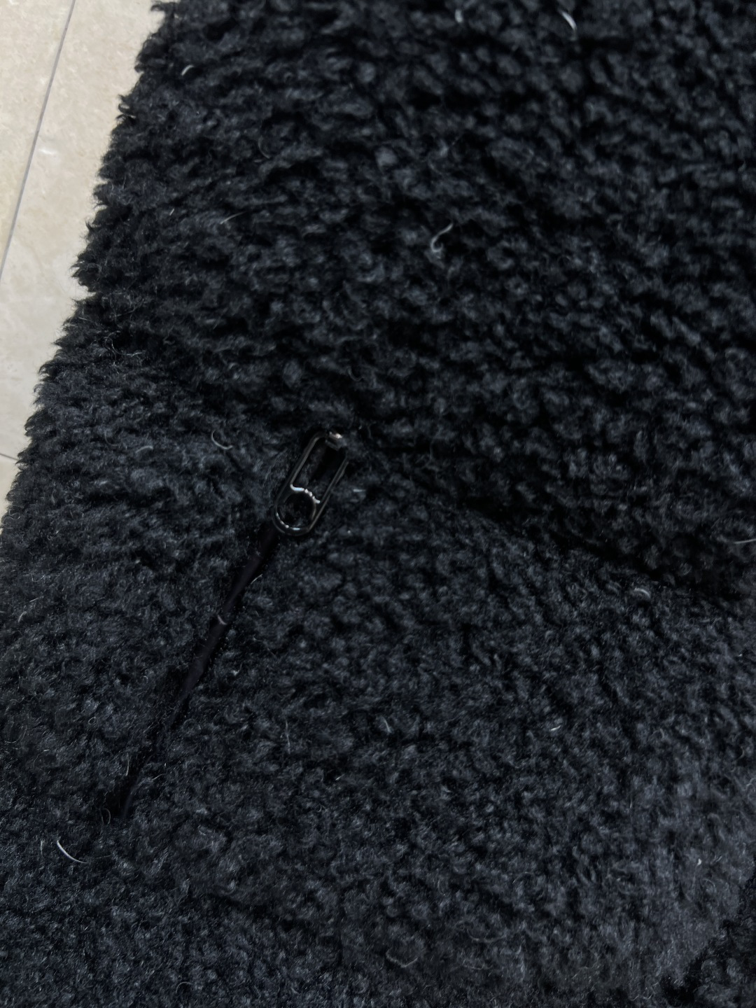 M家 25秋冬新 羊羔毛羽绒马甲 外层仿羊羔绒 柔软又保暖 内里填充高品质羽绒 冬天穿超暖和 立领+双向