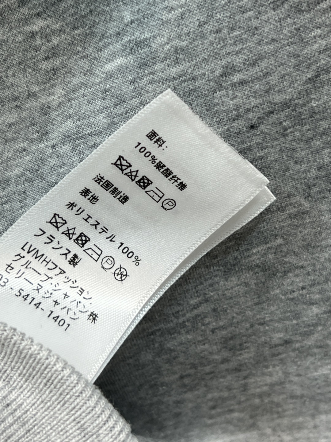 CE家 25秋冬新款 时髦运动套装 短款连帽卫衣+宽松运动裤 卫衣面料柔软亲肤 穿着超舒适！卫衣半拉链设